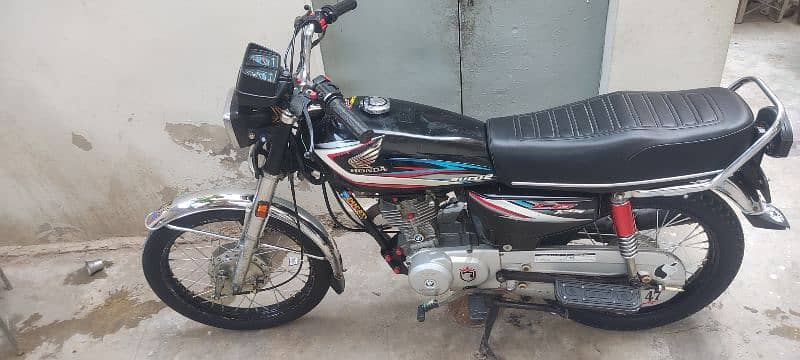 Honda CG-125 2015 13