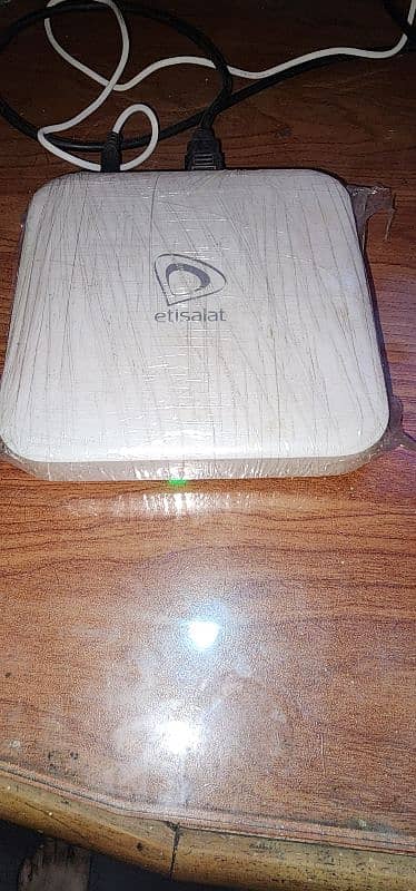 ETISALAT ANDROID BOX 4