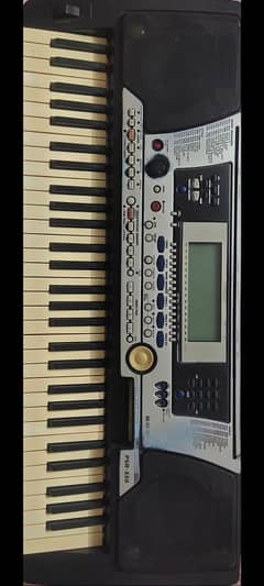 YAMAHA PSR 550