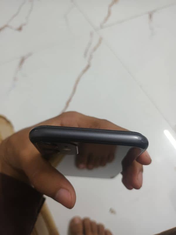 Iphone 11 128gb bypassed 1