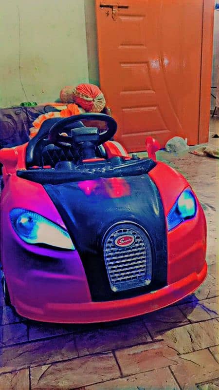 Kids cars batterie charger available 4