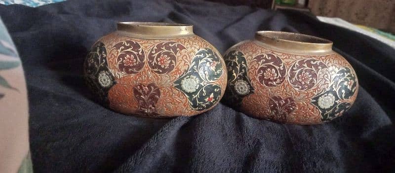 antique hindustani flower pots 1