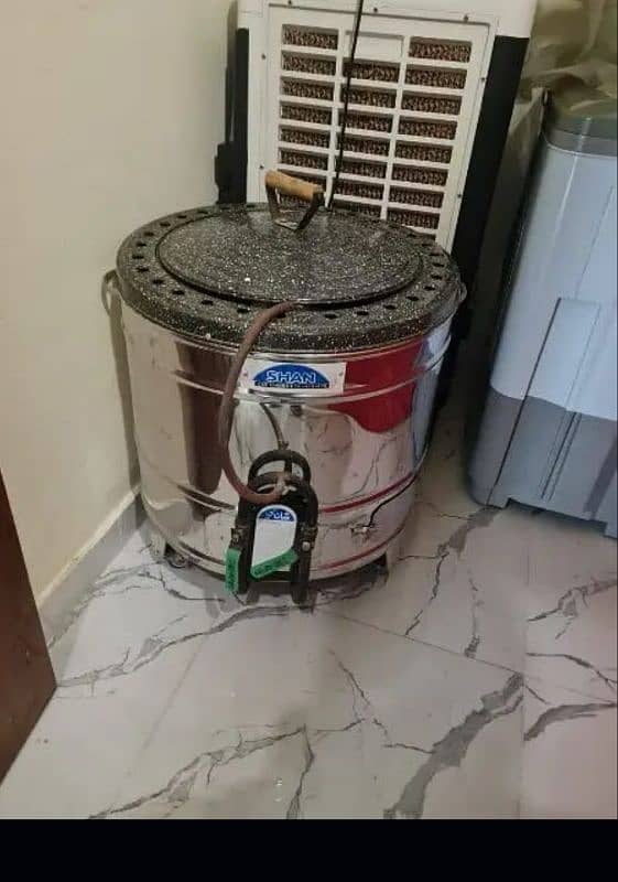 tandoor shan company available for sell just like new condition 2