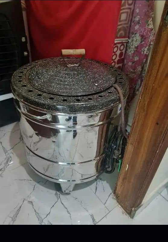 tandoor shan company available for sell just like new condition 3