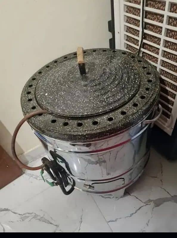 tandoor shan company available for sell just like new condition 4