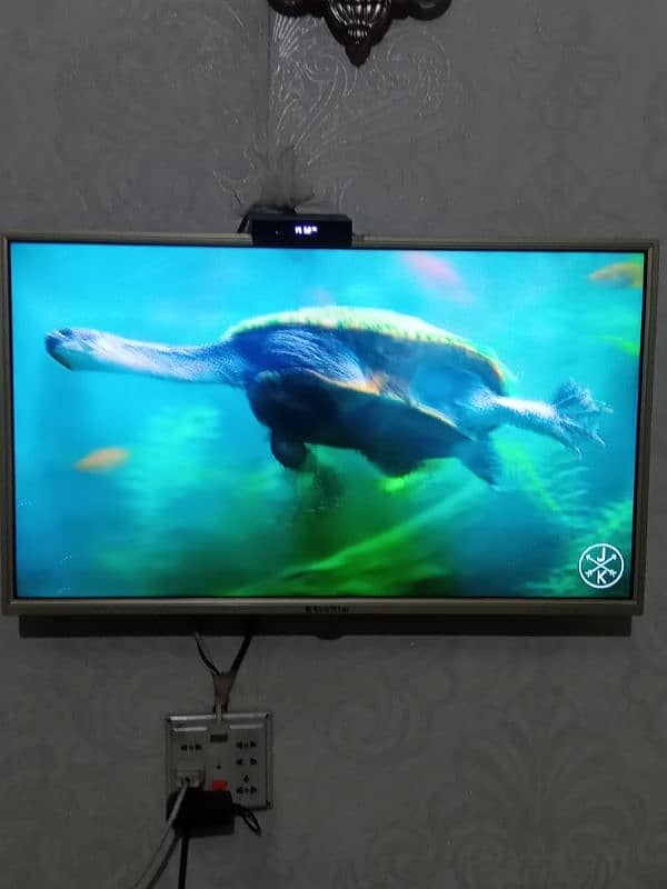 32 inch Led with Android box   both for sale 3