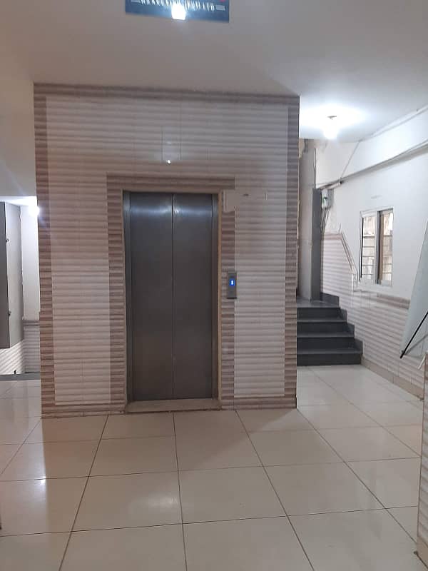 G/11 markaz new Plaza vip location 1st floor 700sq corner fully furnished office available for rent real piks 10