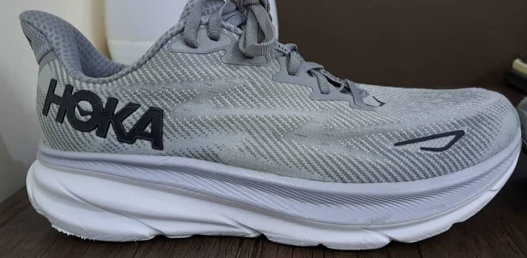 Hoka One Clifton 9 - Best Running Shoe (Hardly Used) UK 10 0