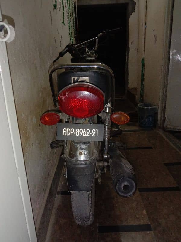 Honda CG 125cc lush condition 5