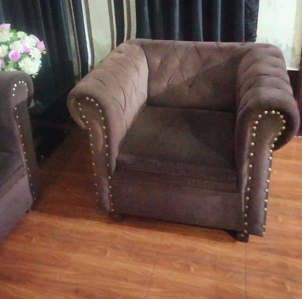 6 Sitter SoFa SeT For SaLe without Table 2