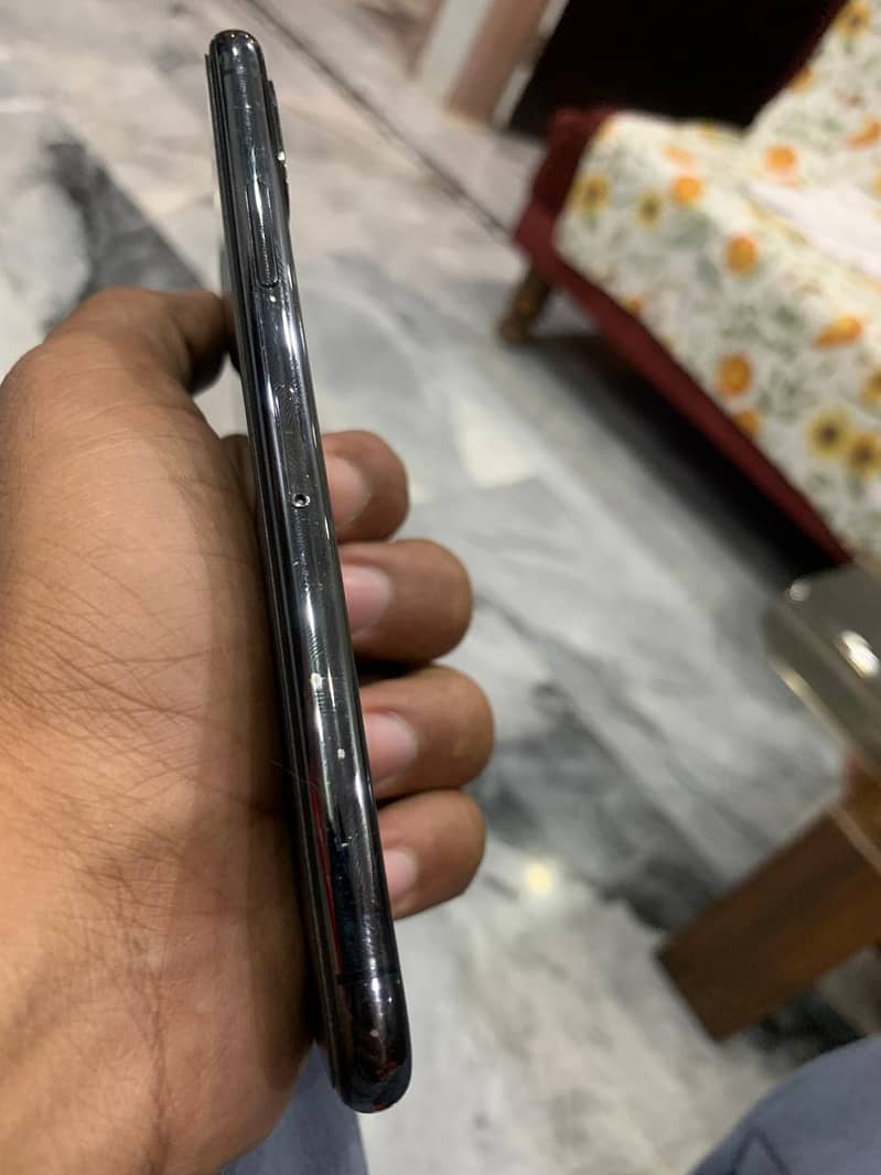 Iphone X 64gb PTA Approved 4