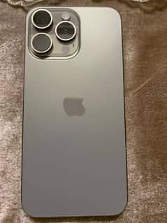 I phone 15 pro max 256 GB natural titanium