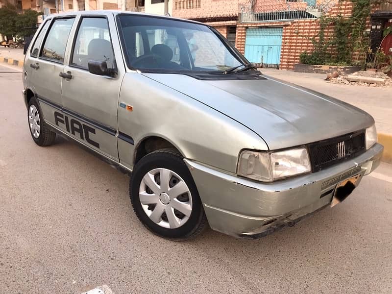 Good condition Fiat Uno 2009 better then mehran,alto,coure 2