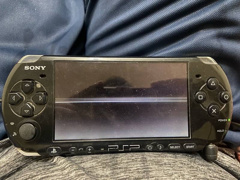 PSP 3000 slim model 8