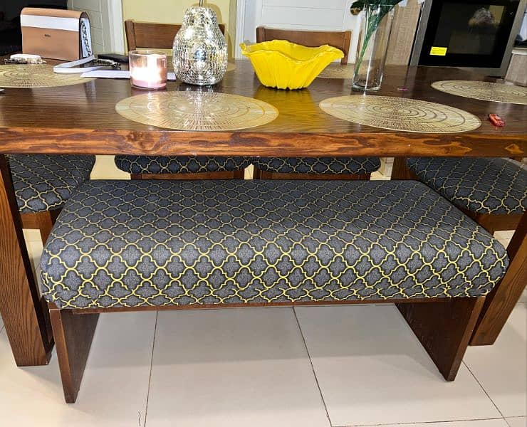 Habitt dining table for sale 4