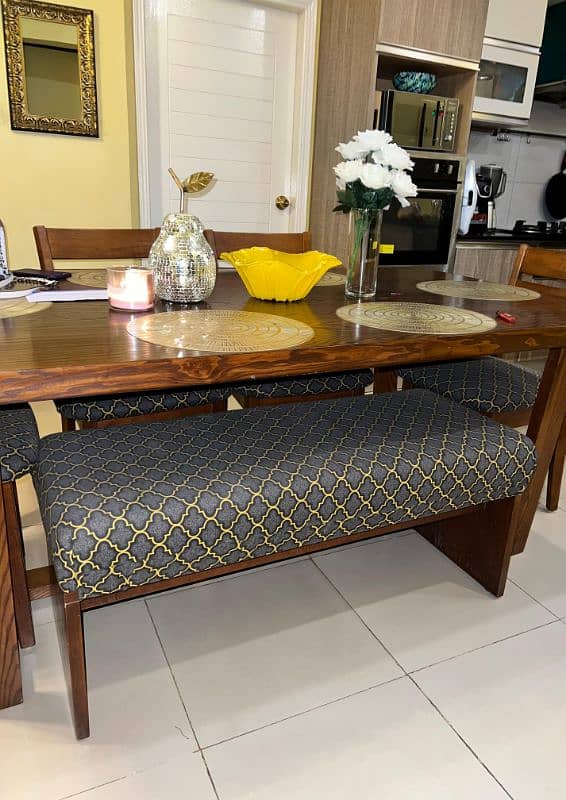 Habitt dining table for sale 5