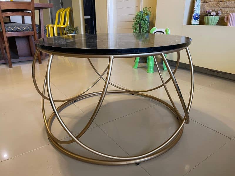 Center table for sale 2