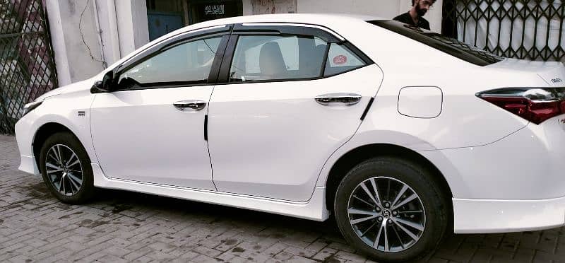 Toyota Corolla Altis 2021 7