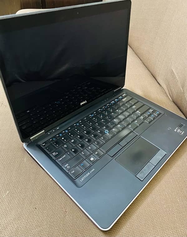 Dell latitude E7440 I5 4th 5