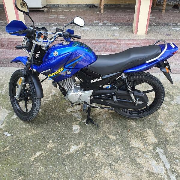 Yamaha ybr 125g 2019 model 0