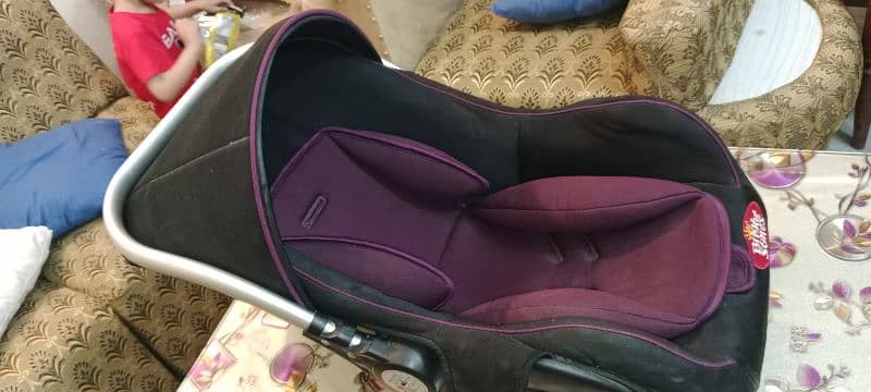 carry cot,car seat 2