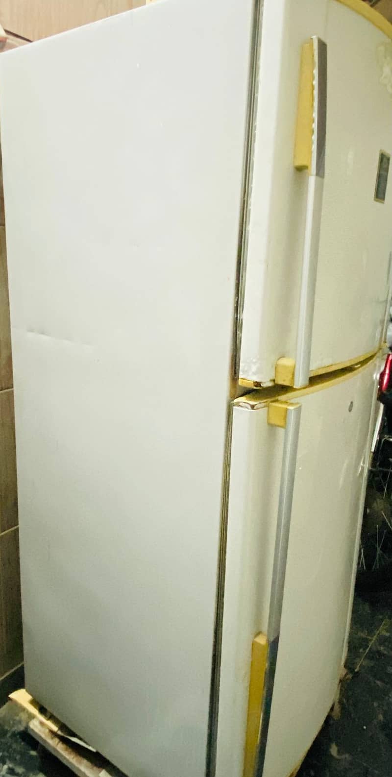 Dawlance fridge Large size /Two door refrigerator 1