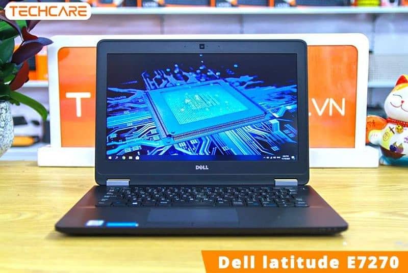 Dell UltraSlim Core i5 6th Generation 8GB Ram DDR4 / 256GB SSD 1