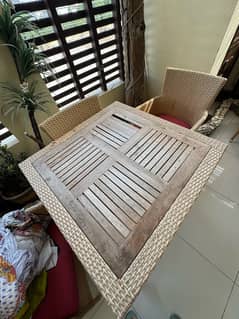 TABLE WITH 4 CHAIRS FOR SALE - 40k demand