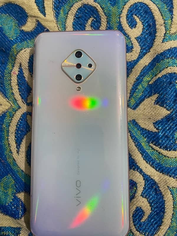 VIVO S1 Pro 4