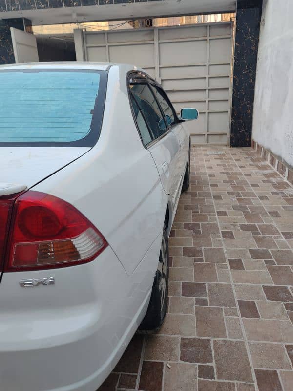 Honda Civic EXi 2005 1