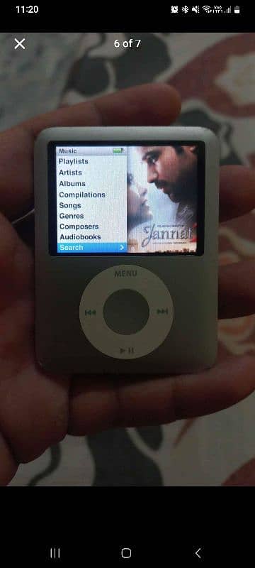 Apple IPOD NANO 3rd Generation 4gb 5