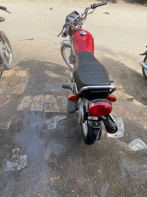 i m salling my honda 125 mint condition 2