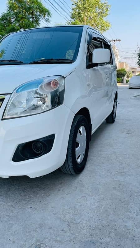 Suzuki Wagon R 2017 1