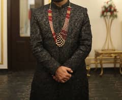 Black Sherwani with mehroon kulla only 1 time self used