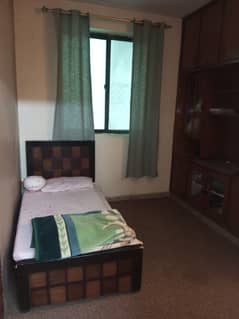 Furnish partition room available in F11 for Lady only