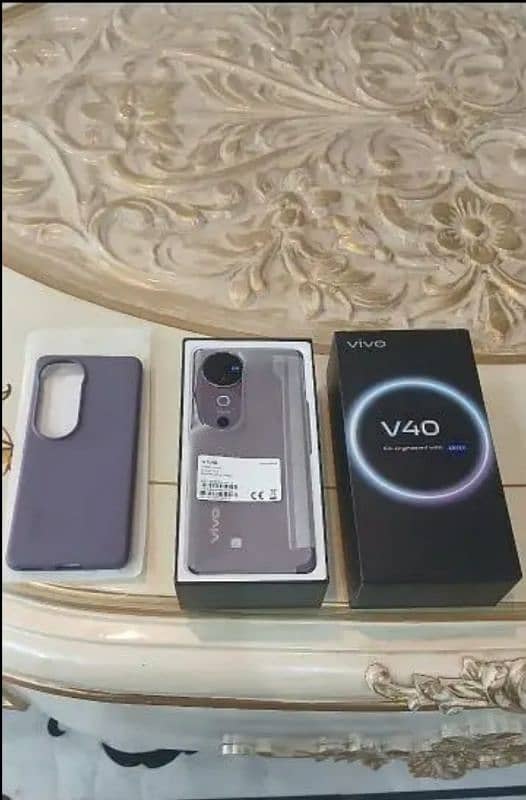 vivo v40 2