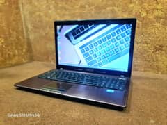 ASUS ZenBook Laptop Core i5 in Brand New Condition. . 0332-6155403