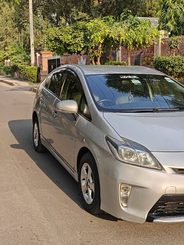 Toyota Prius 2012 7