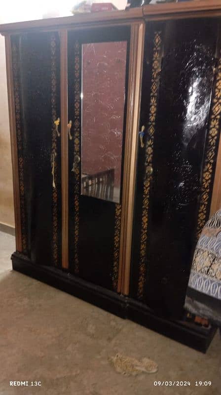 IRON BED WITHOUT MATTRESS ( GOOD CONDITION) 8