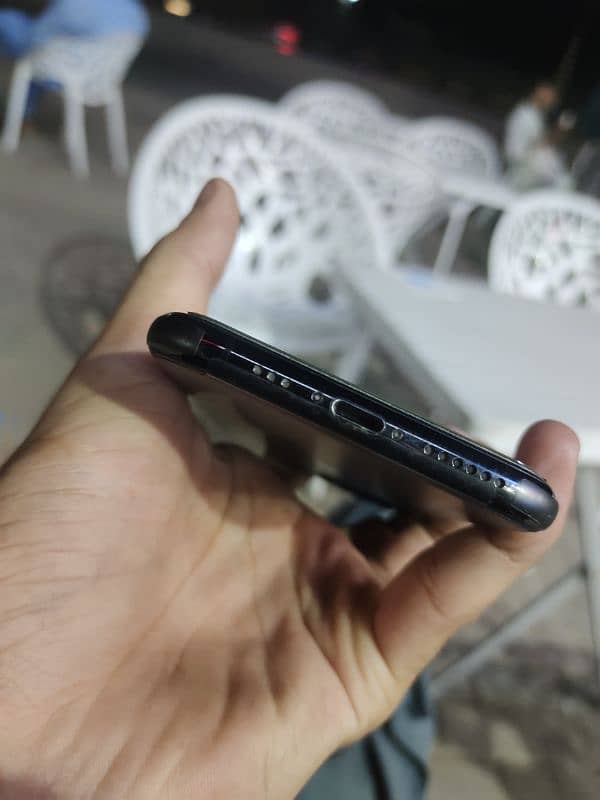 Iphone 11 Pro PTA 256GB 5