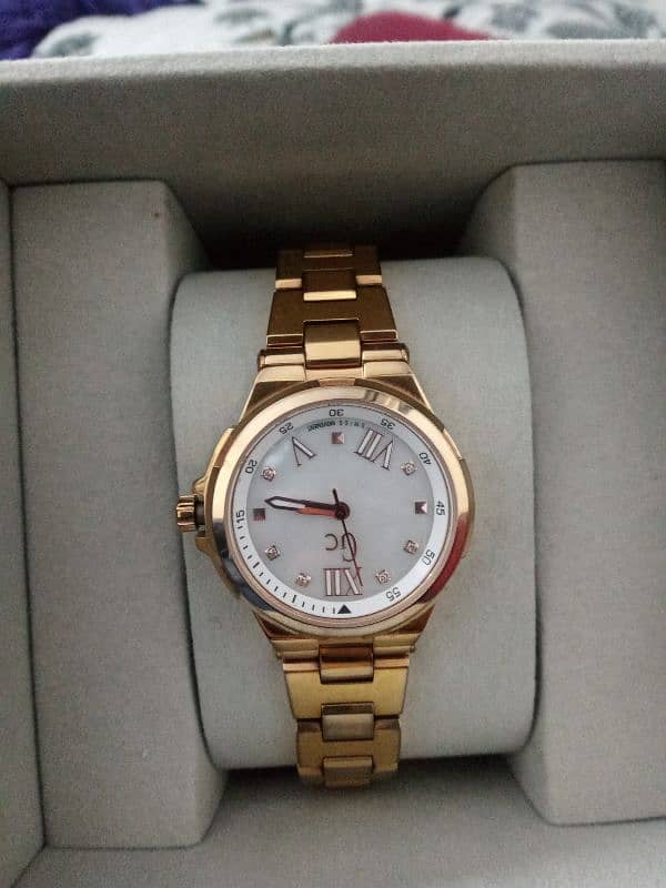 golden imported Saudi Arabia watch 3