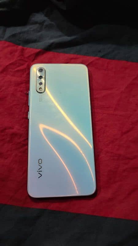 Vivo S1 4-128GB skyline blue 2