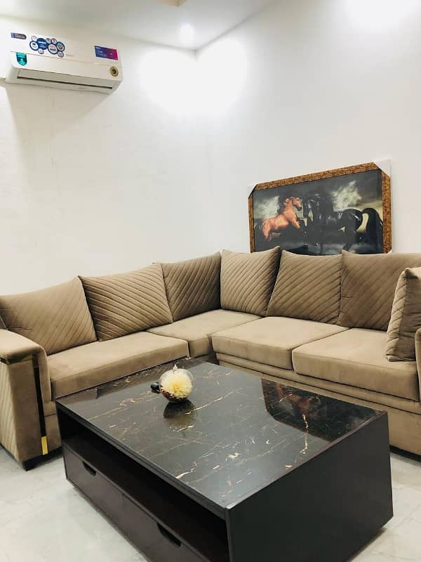 One Bed Luxury Furnished Appartment Available for Rent in Bahria town phase 7 Rawalpindi 2