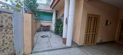 3 storey House in Gulistan Colony