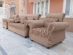 5 seater sofa best condition 0