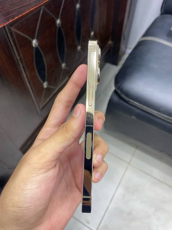 IPHONE 13 PRO ( PTA APPROVED ) 3