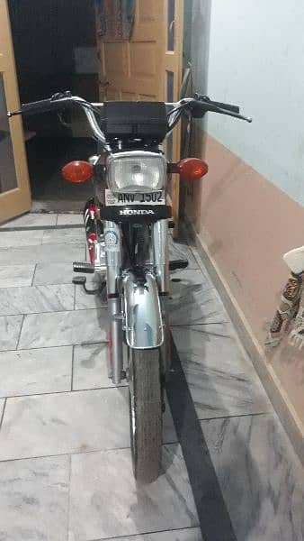 Honda 125   2022 6