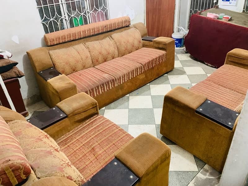 Sofa Set (3 Sofas) 8