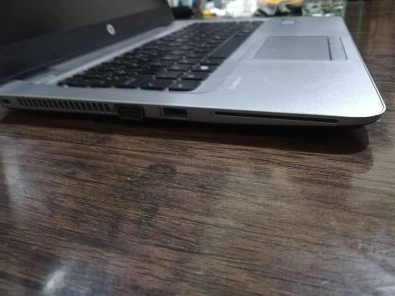 HP Laptop 1