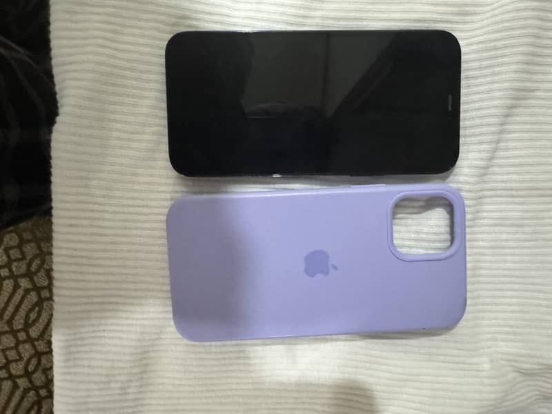 iPhone 12 Pro - PTA approved (USA- Model) 3